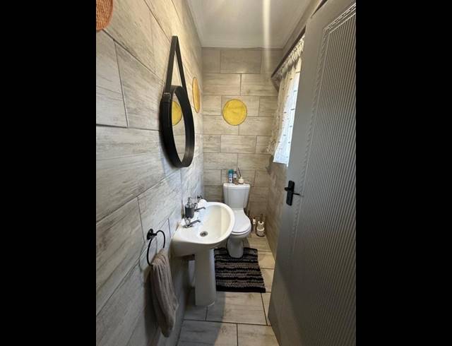 3 BEDROOM TOWNHOUSE FOR SALE IN ANNLIN